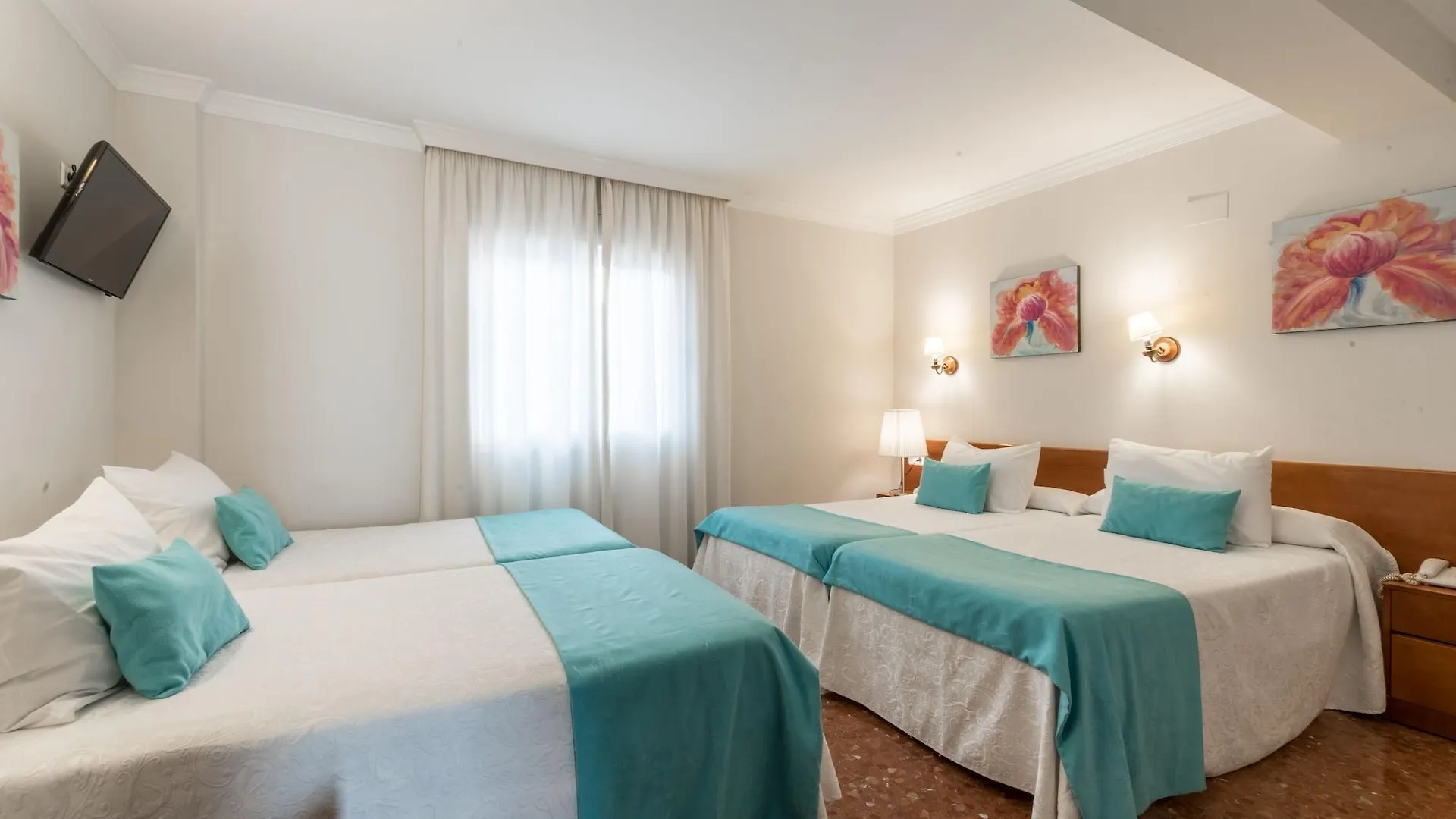 Romerito Malaga Hotel