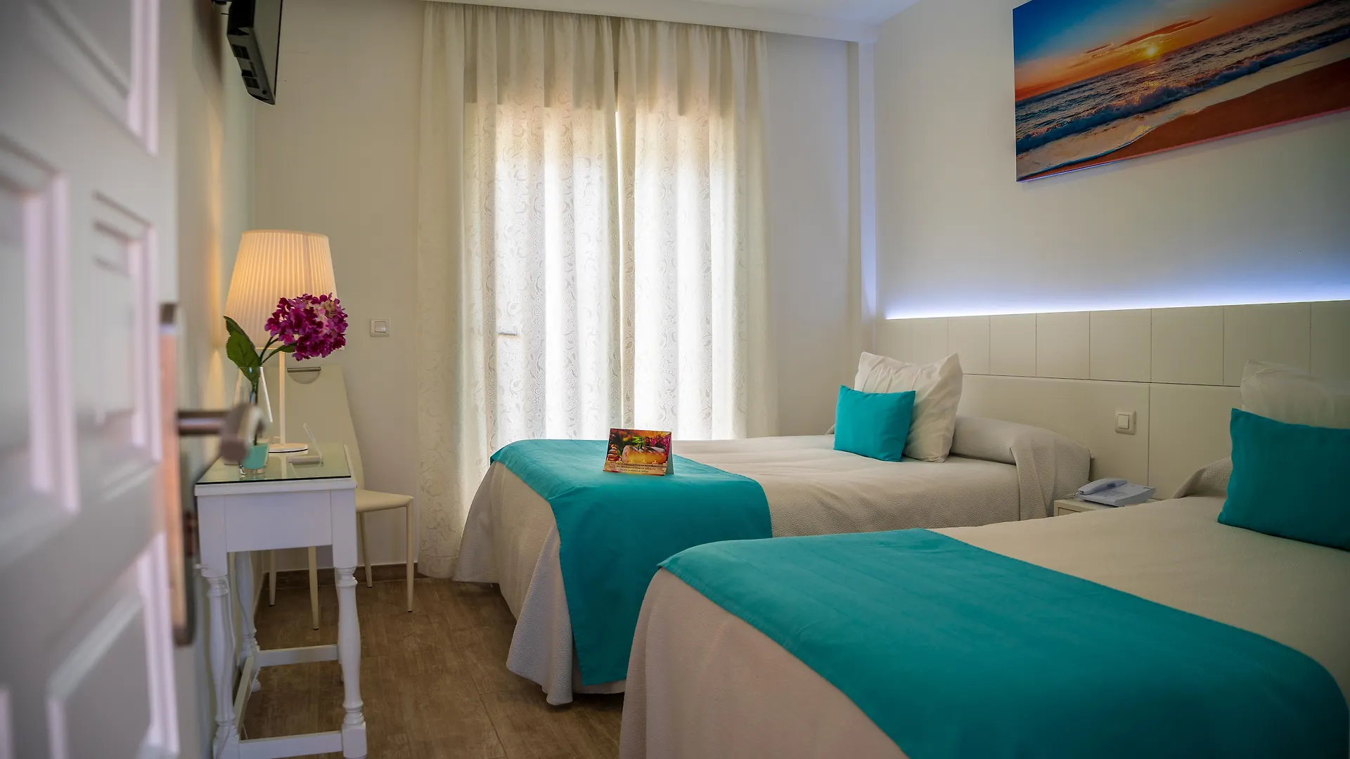 Romerito Malaga Hotel