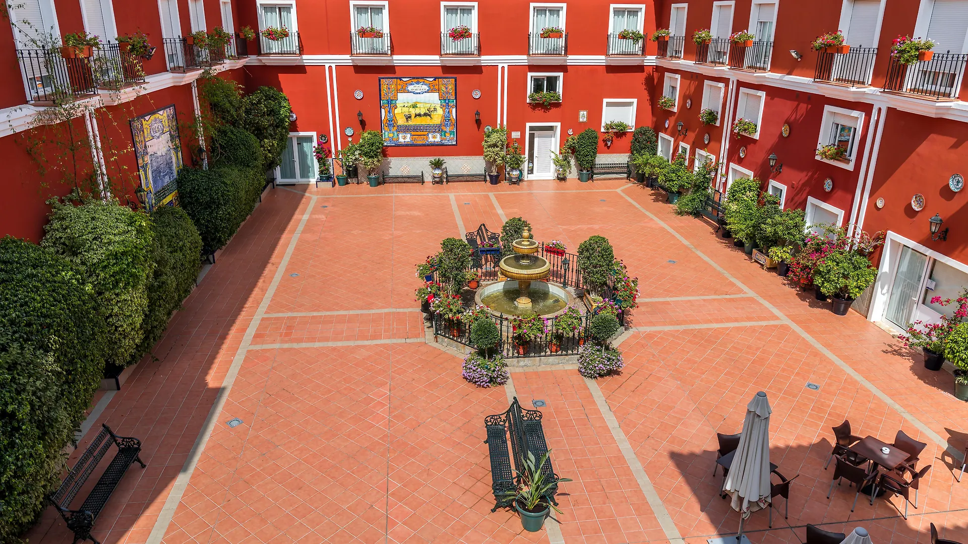Romerito Malaga Hotel